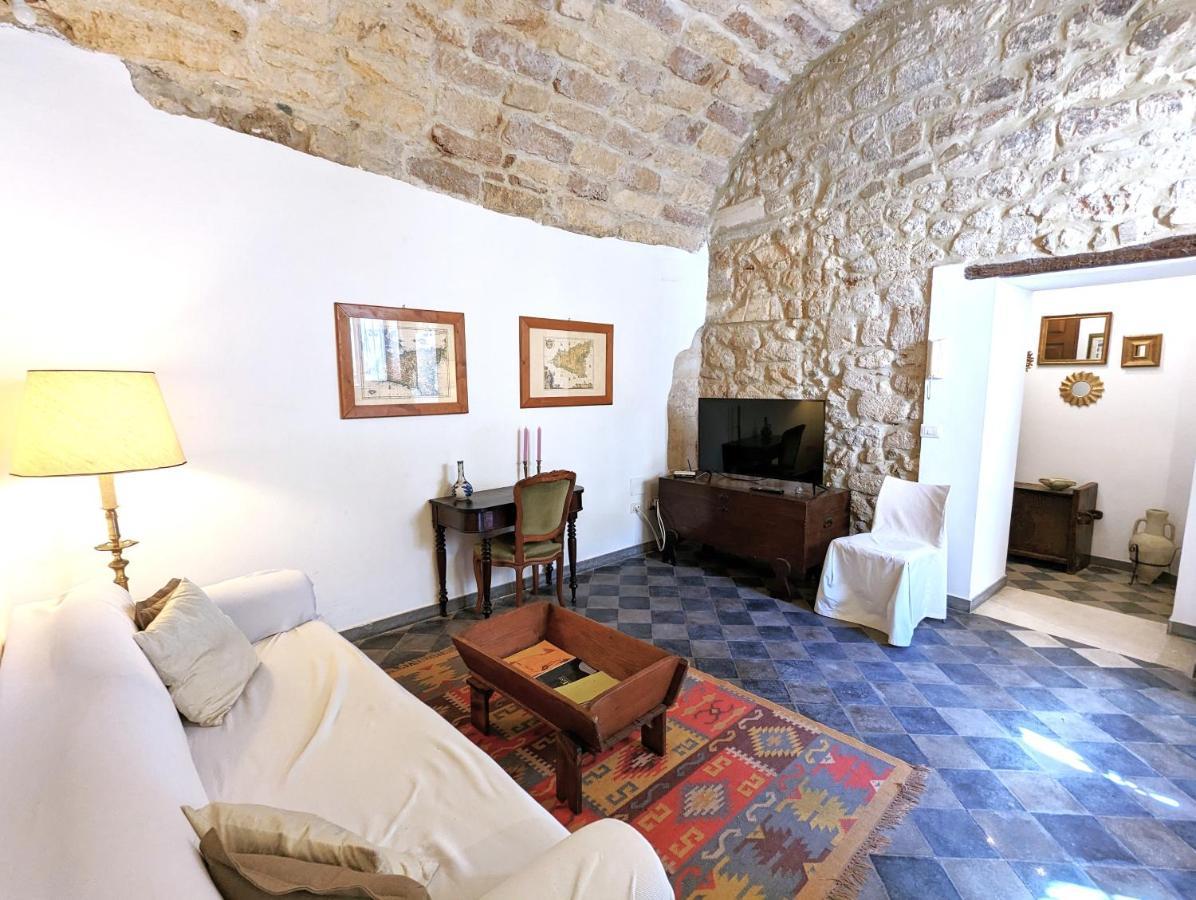 La Casa Delle Fate Apartment Syracuse Exterior photo