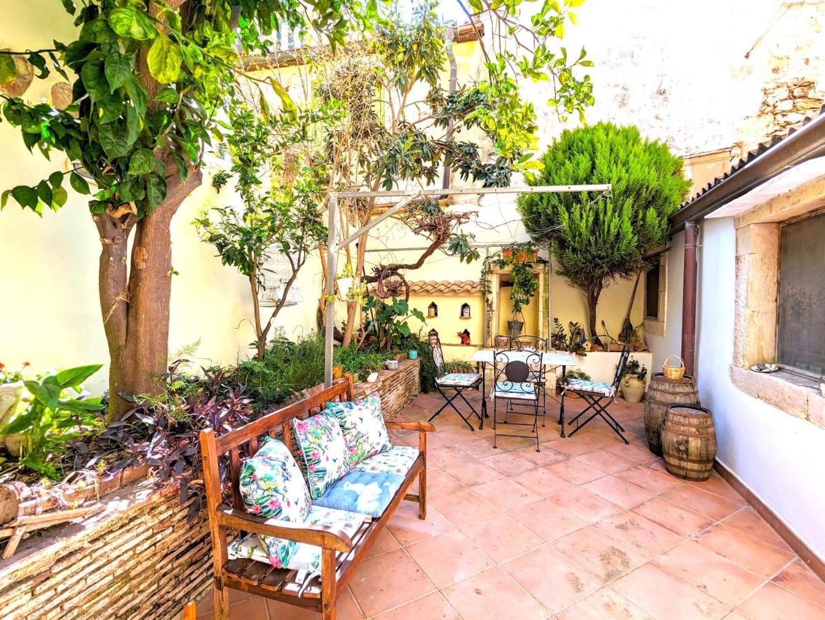 La Casa Delle Fate Apartment Syracuse Exterior photo